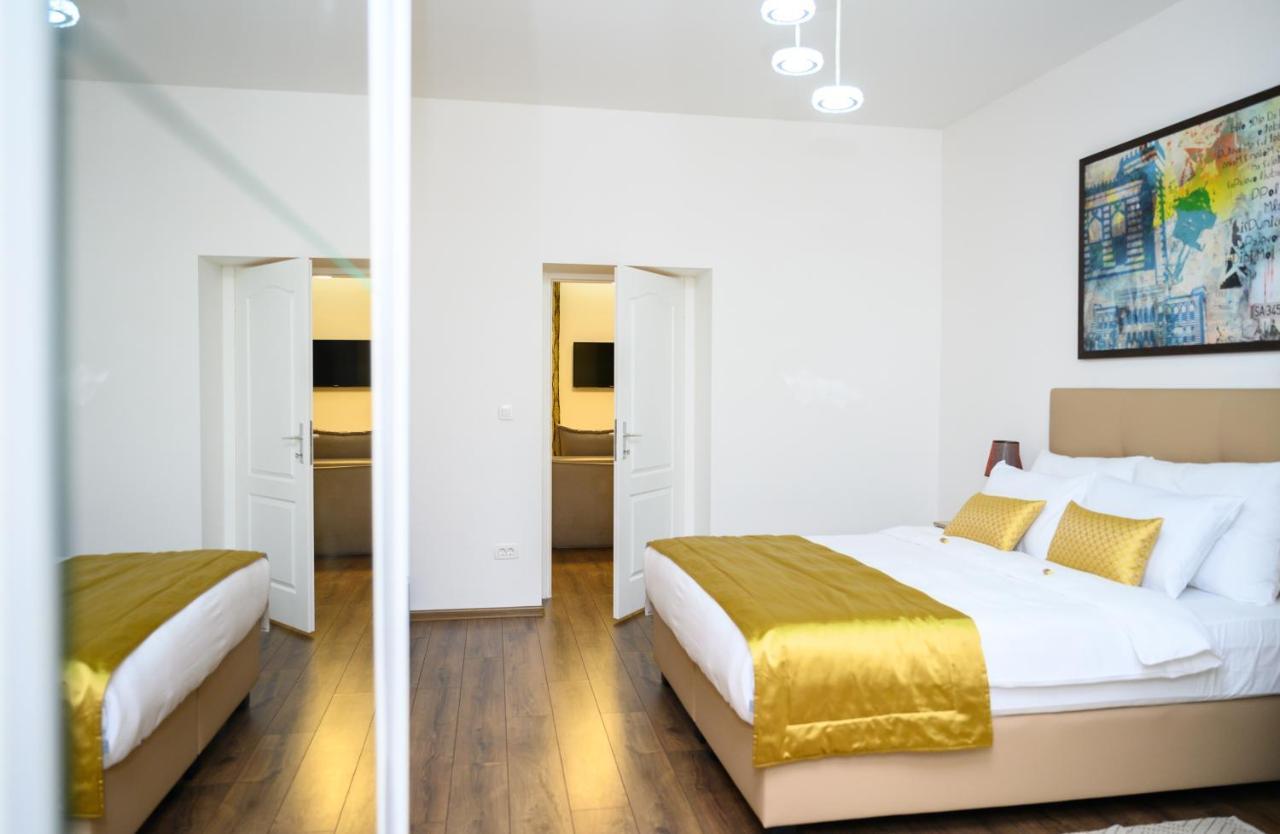 Megapolis Main Street Suites Sarajevo Luaran gambar