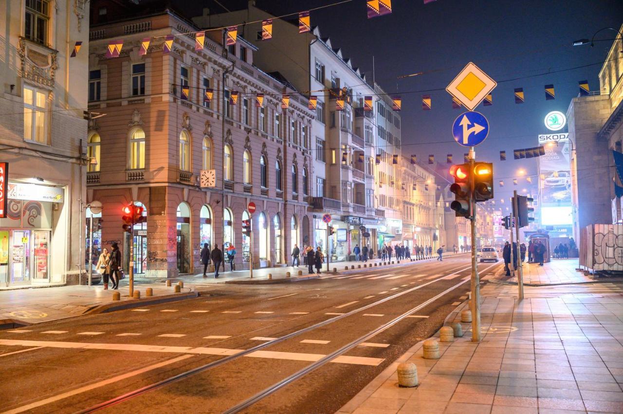Megapolis Main Street Suites Sarajevo Luaran gambar